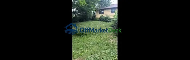 Off-market house in Morristown, Tennessee — 2 beds, 1 bath, $108,000 — photo 7 of 8