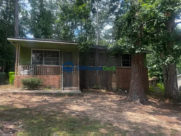 Off-market house in Columbia, South Carolina — 3 beds, 1 bath, $84,999 — photo 5 of 8
