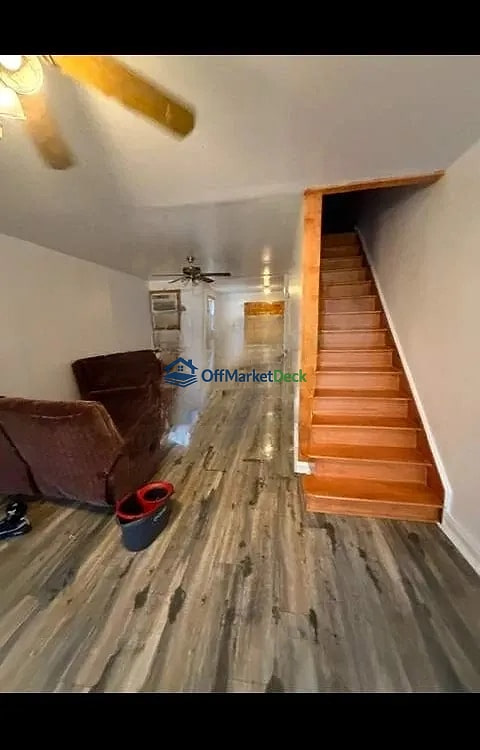 Off-market house in Philadelphia, Pennsylvania — 3 beds, 1.5 baths, $190,000 — photo 4 of 8