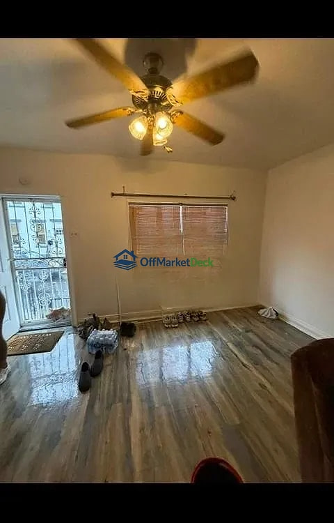 Off-market house in Philadelphia, Pennsylvania — 3 beds, 1.5 baths, $190,000 — photo 7 of 8