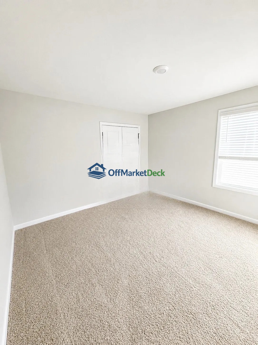 Off-market townhome in Greensboro, North Carolina — 4 beds, 3 baths, $365,900 — photo 6 of 8