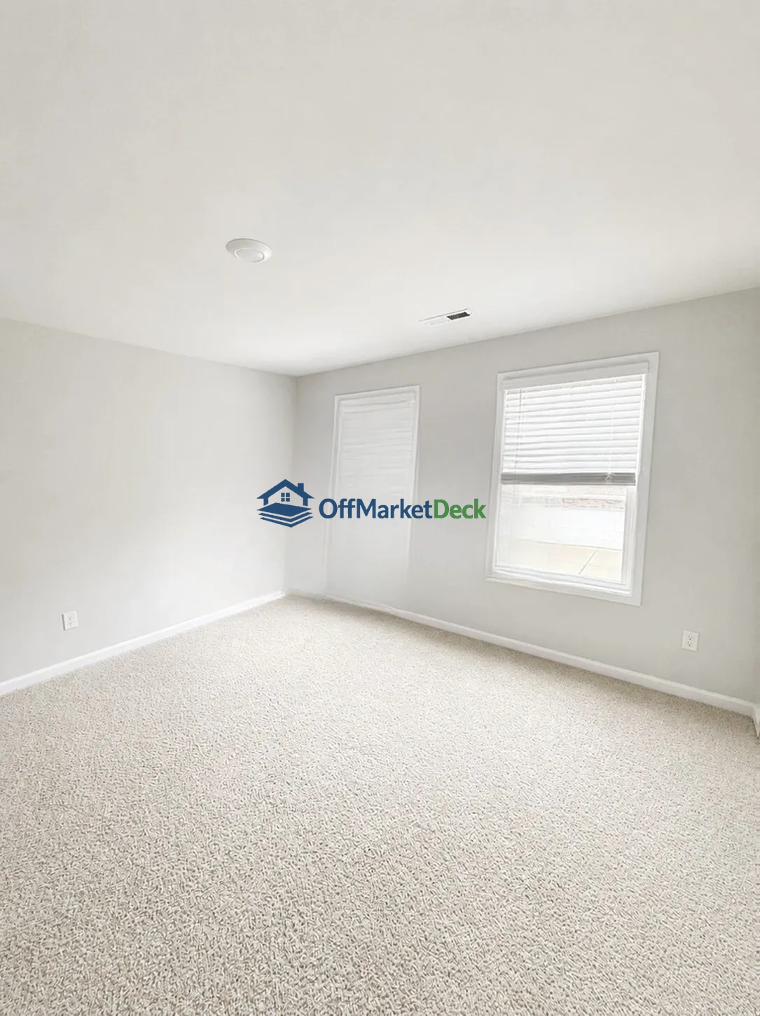 Off-market townhome in Greensboro, North Carolina — 4 beds, 3 baths, $365,900 — photo 5 of 8