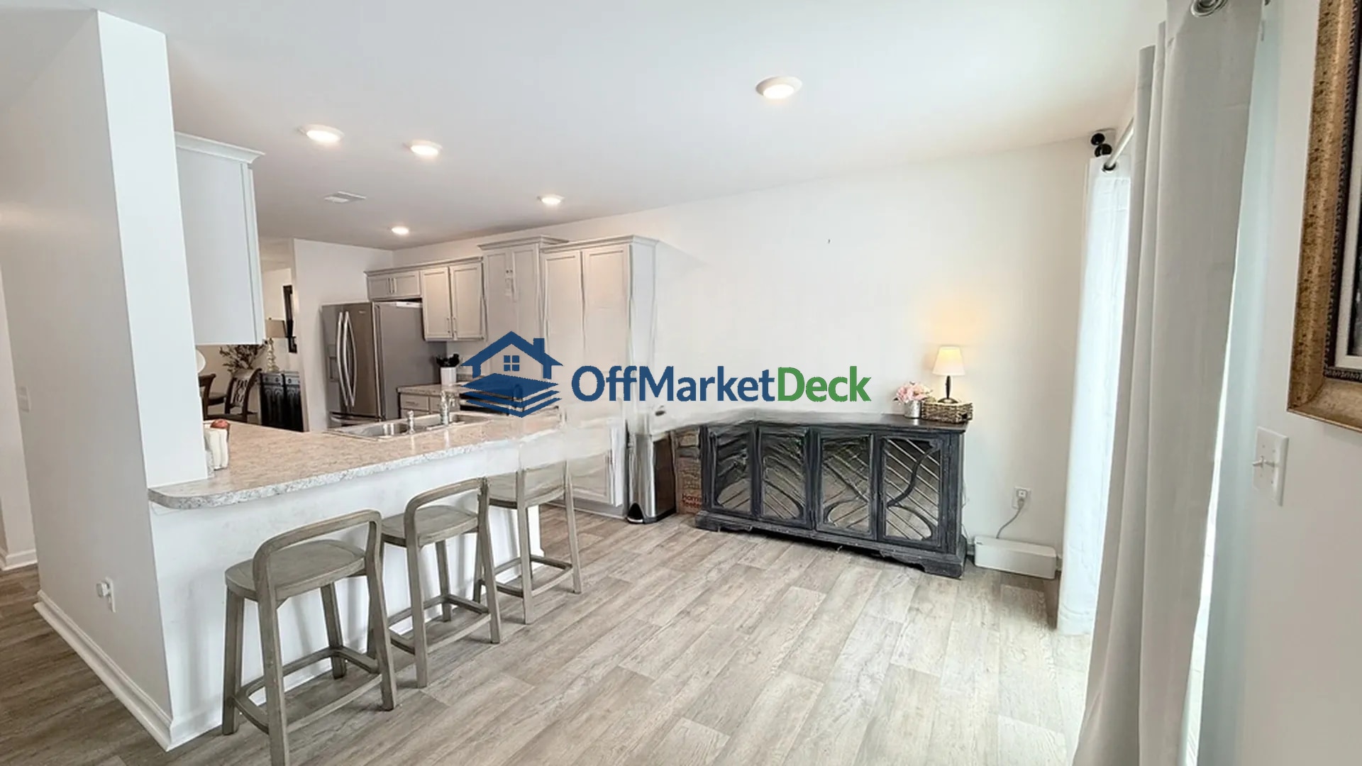 Off-market house in Greensboro, North Carolina — 4 beds, 2.5 baths, $349,900 — photo 5 of 8