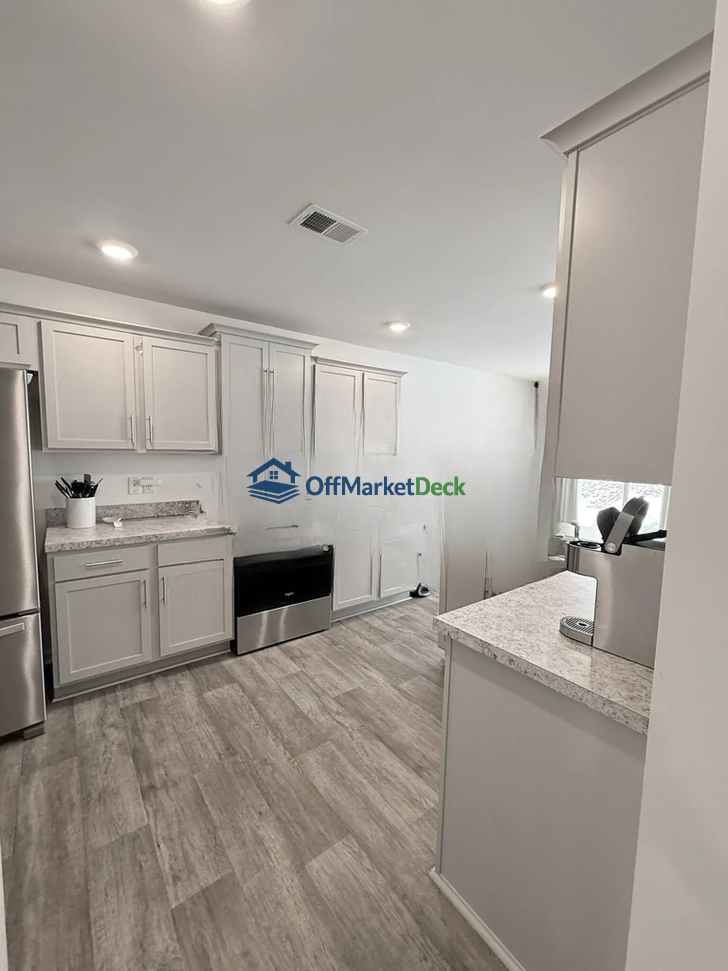 Off-market house in Greensboro, North Carolina — 4 beds, 2.5 baths, $349,900 — photo 3 of 8