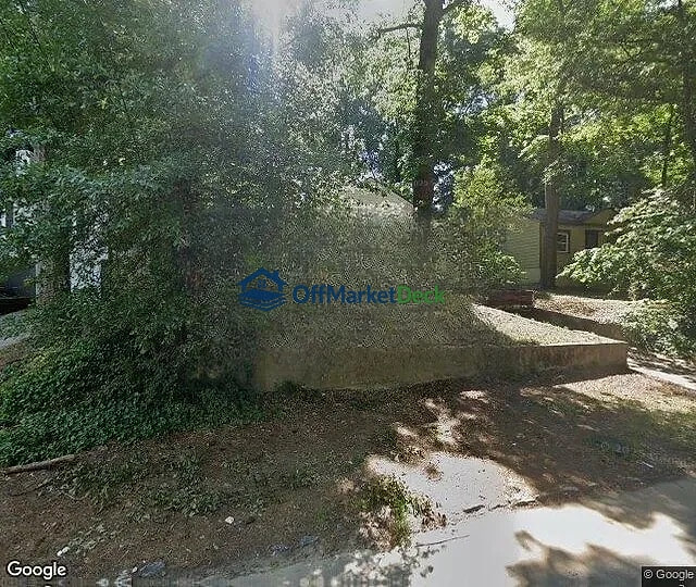 Off-market house in Atlanta, Georgia — 3 beds, 1 bath, $115,000 — photo 3 of 3
