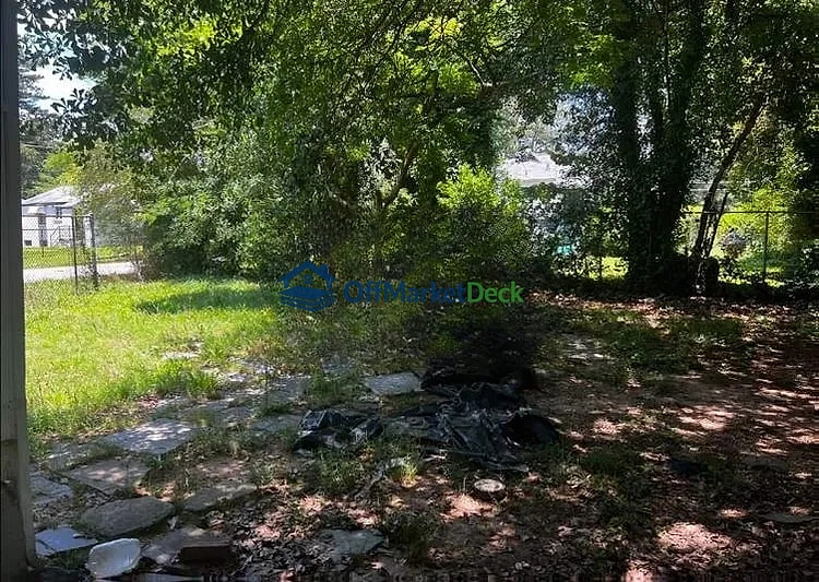 Off-market house in Atlanta, Georgia — 3 beds, 1 bath, $135,000 — photo 7 of 8
