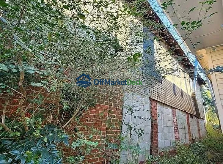 Off-market house in Atlanta, Georgia — 3 beds, 1 bath, $145,000 — photo 7 of 8