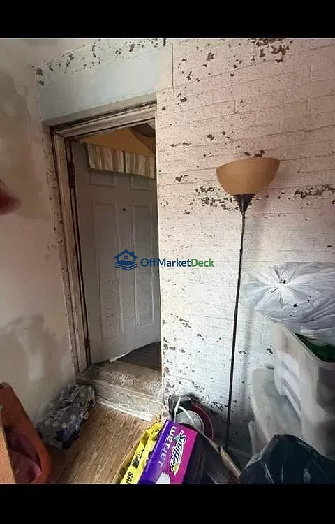 Off-market house in Philadelphia, Pennsylvania — 3 beds, 1 bath, $105,350 — photo 5 of 8