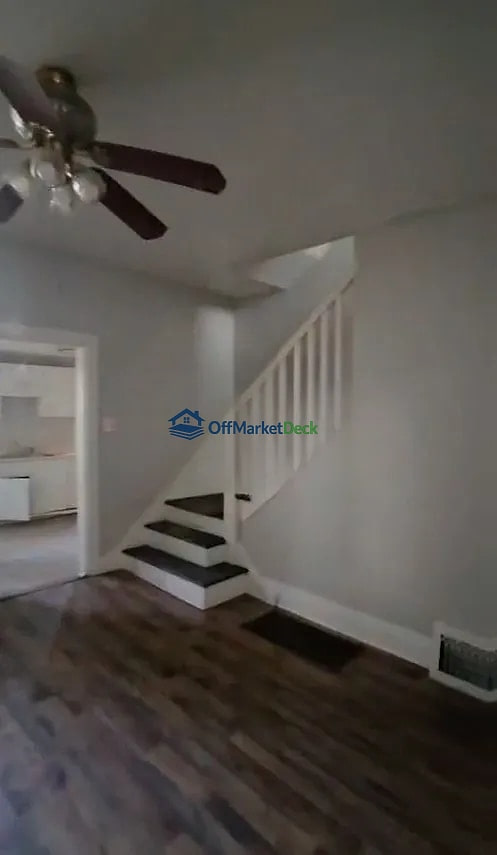 Off-market house in Beaver Falls, Pennsylvania — 2 beds, 1 bath, $58,000 — photo 6 of 8