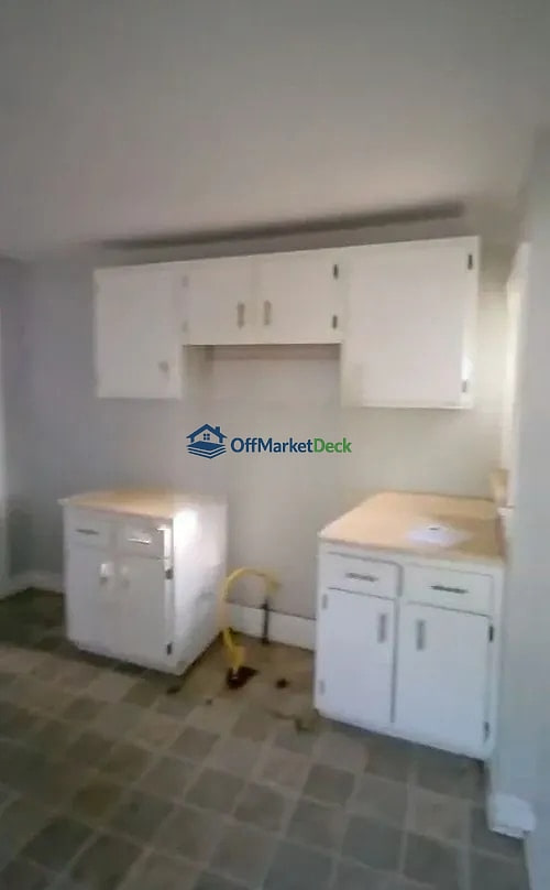 Off-market house in Beaver Falls, Pennsylvania — 2 beds, 1 bath, $58,000 — photo 8 of 8