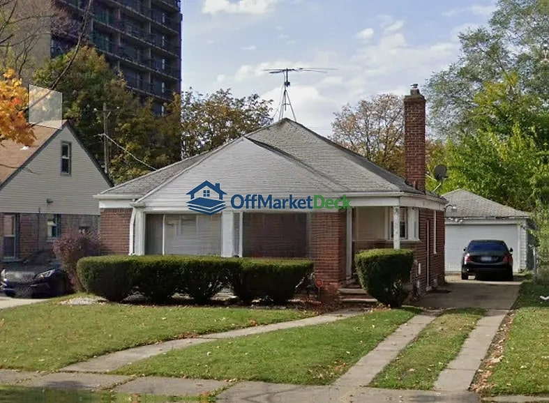Off-market house in Detroit, Michigan — 2 beds, 1 bath, $65,000