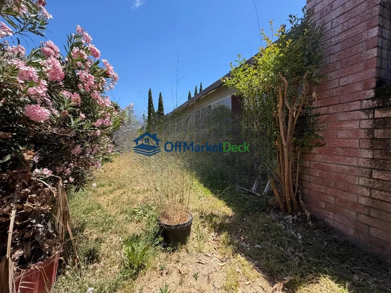 Off-market house in San Jose, California — 3 beds, 2 baths, $897,000 — photo 5 of 8