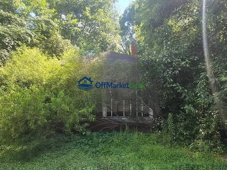 Off-market house in Chester, South Carolina — 3 beds, 1 bath, $26,200 — photo 4 of 8