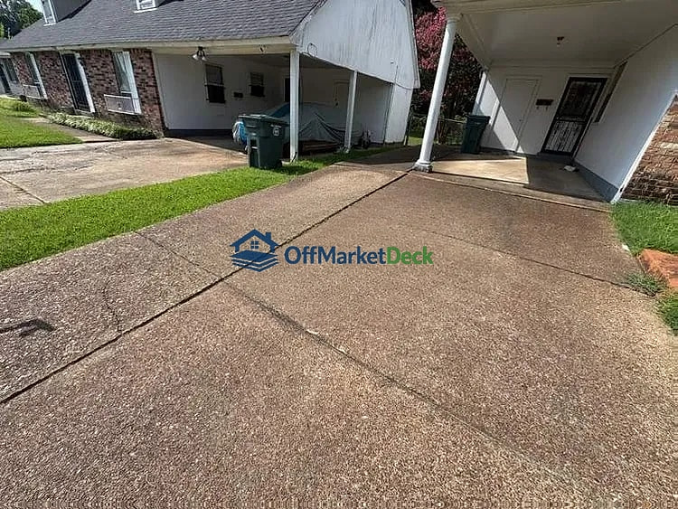 Off-market house in Memphis, Tennessee — 3 beds, 2 baths, $139,000 — photo 4 of 8