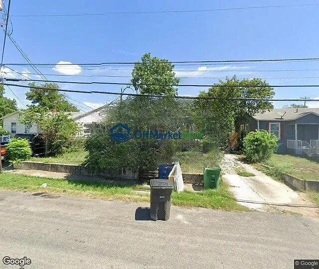 Off-market house in San Antonio, Texas — 2 beds, 1 bath, $155,500