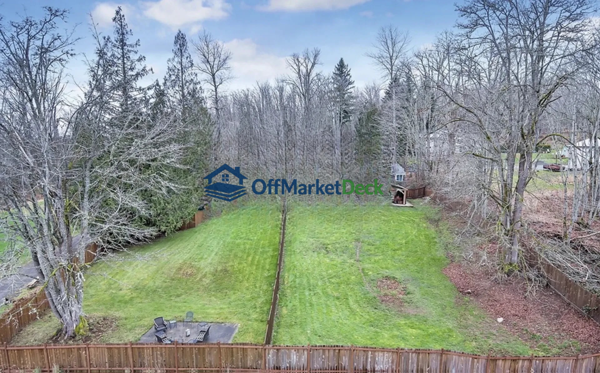 Off-market house in Redmond, Washington — 5 beds, 4.5 baths, $350,000 — photo 2 of 4