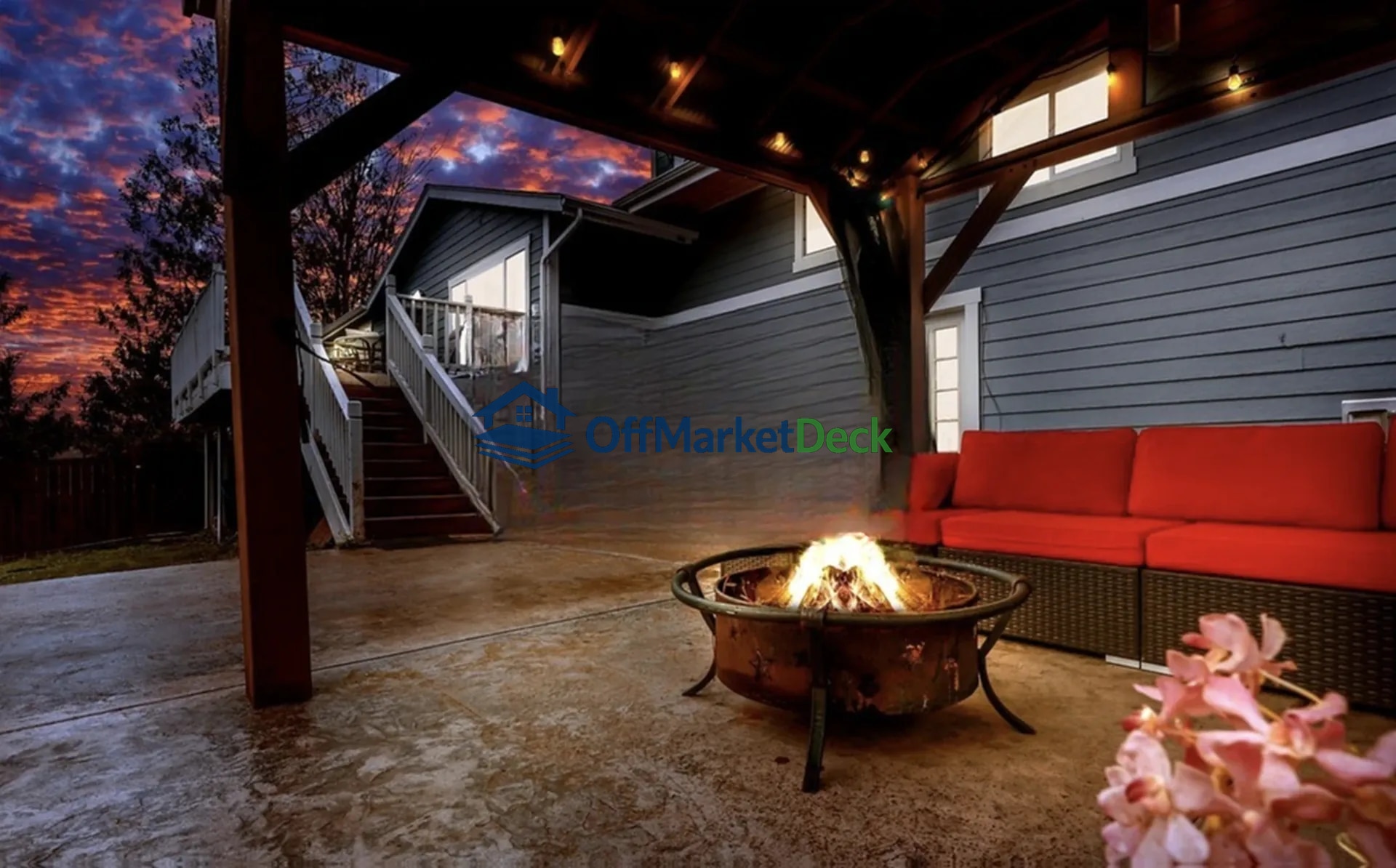 Off-market house in Redmond, Washington — 5 beds, 4.5 baths, $350,000 — photo 3 of 4