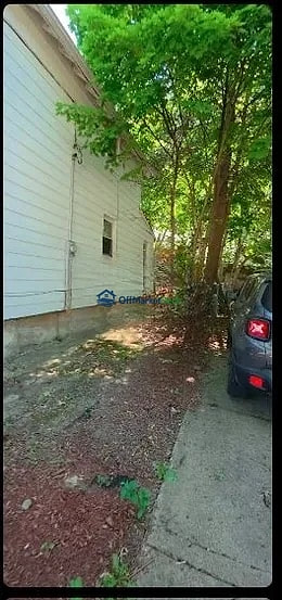 Off-market house in Cleveland, Ohio — 3 beds, 1 bath, $40,000 — photo 4 of 8