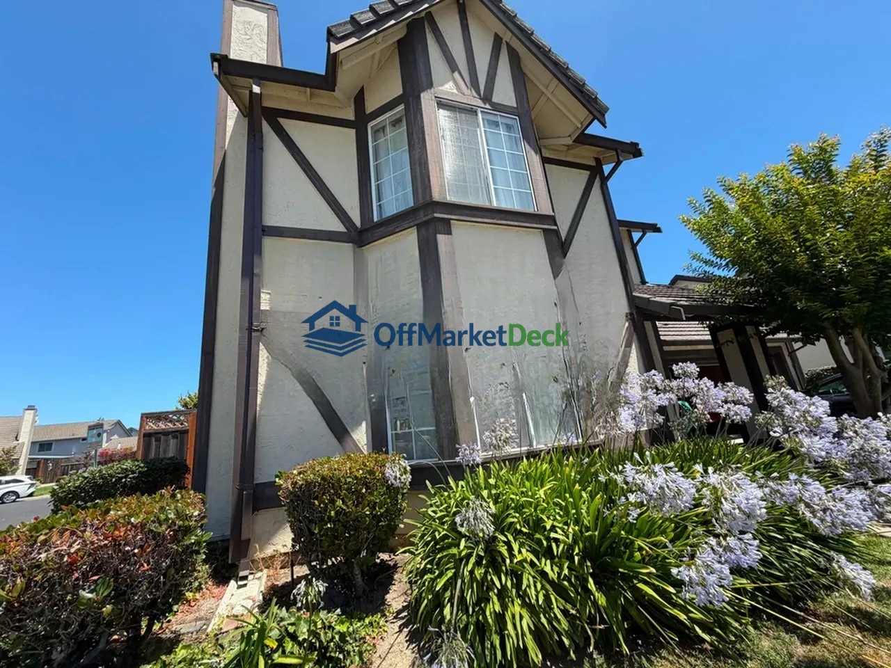 Off-market house in Fremont, California — 3 beds, 2.5 baths, $1,159,900 — photo 4 of 8