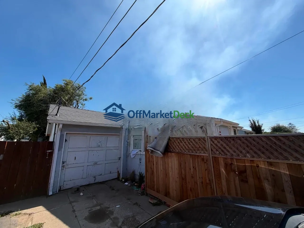Off-market house in Antioch, California — 2 beds, 1 bath, $324,900 — photo 2 of 8