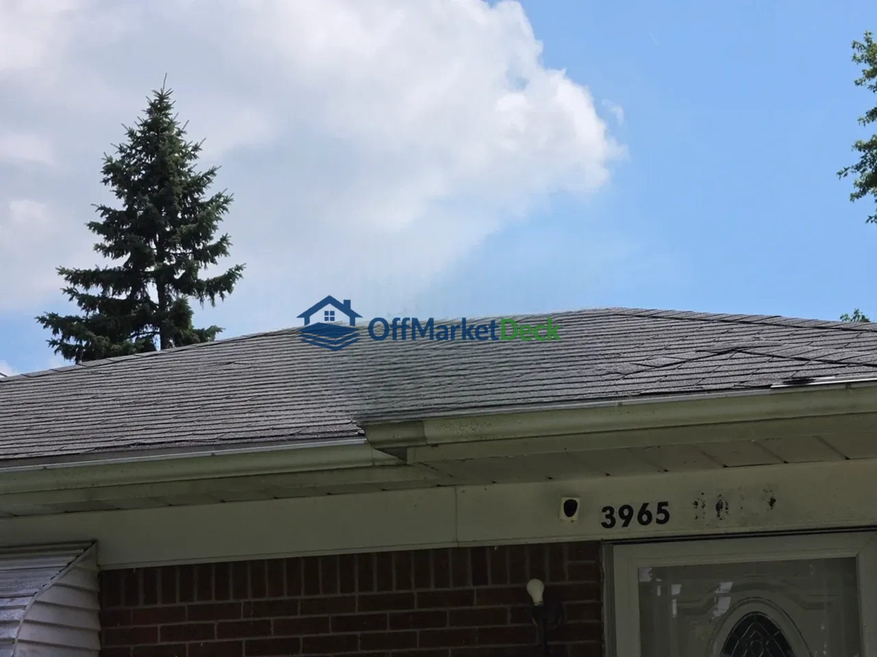 Off-market house in Dearborn Heights, Michigan — 3 beds, 1 bath, $116,900 — photo 6 of 8
