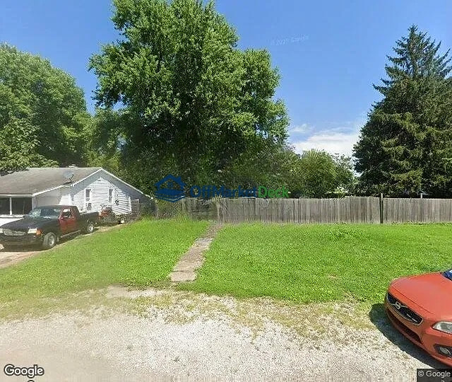 Off-market house in Morgantown, Indiana — 3 beds, 1 bath, $89,900 — photo 2 of 3