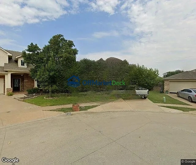 Off-market house in Haslet, Texas — 3 beds, 2 baths, $205,500 — photo 3 of 3