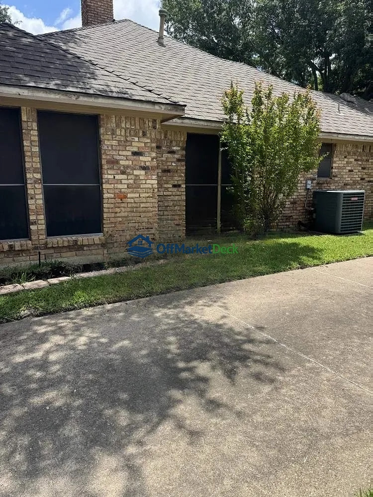 Off-market house in Mesquite, Texas — 4 beds, 3 baths, $286,000 — photo 3 of 8