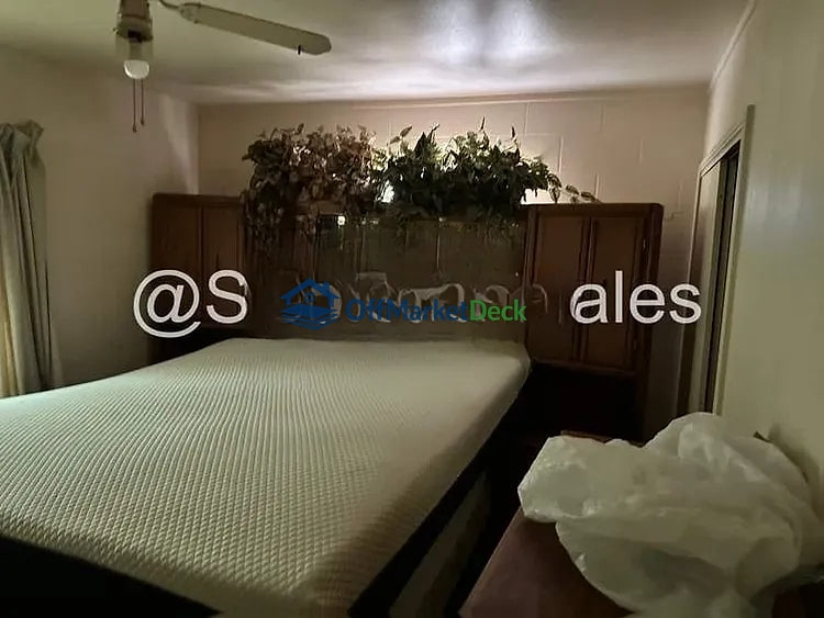 Off-market house in Sacramento, California — 3 beds, 1 bath, $270,000 — photo 2 of 8