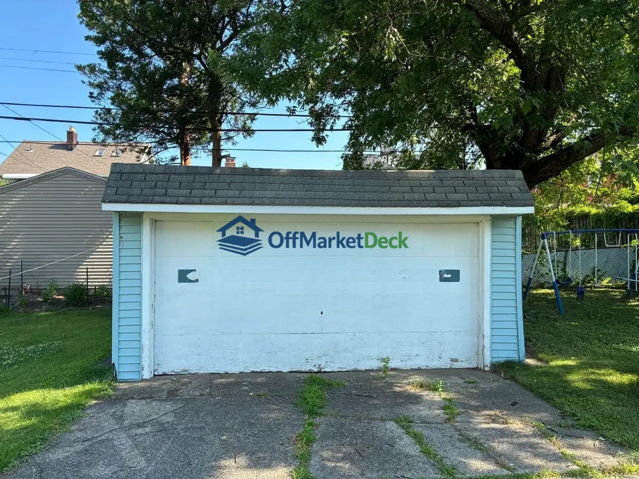 Off-market house in Garfield Heights, Ohio — 3 beds, 1.5 baths, $89,900 — photo 5 of 8