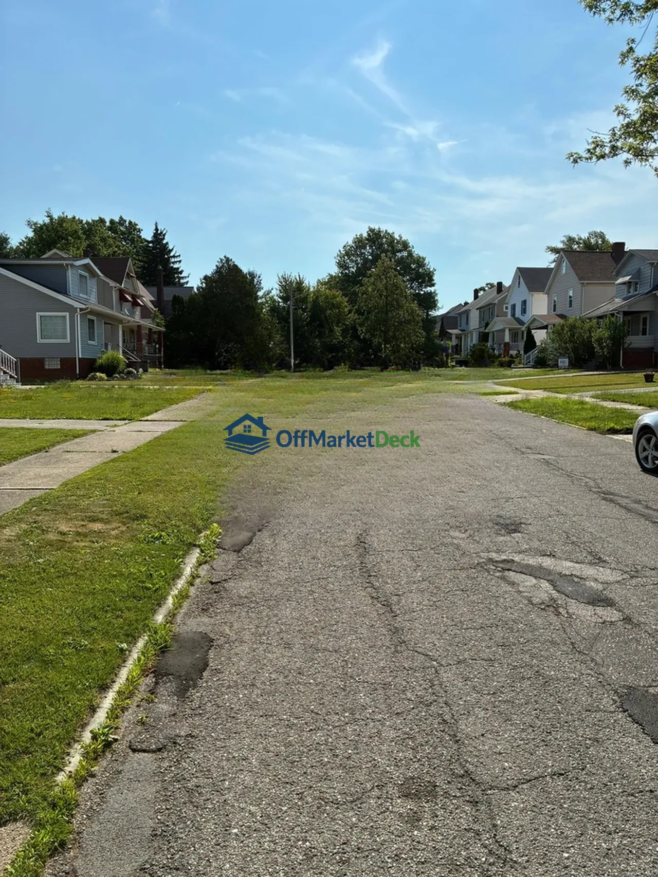 Off-market house in Garfield Heights, Ohio — 3 beds, 1.5 baths, $89,900 — photo 6 of 8