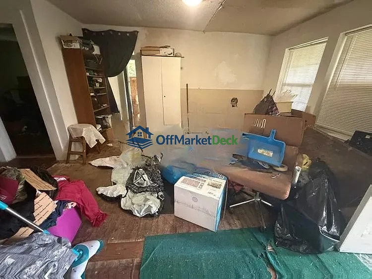 Off-market house in Sylacauga, Alabama — 2 beds, 1 bath, $60,150 — photo 6 of 8