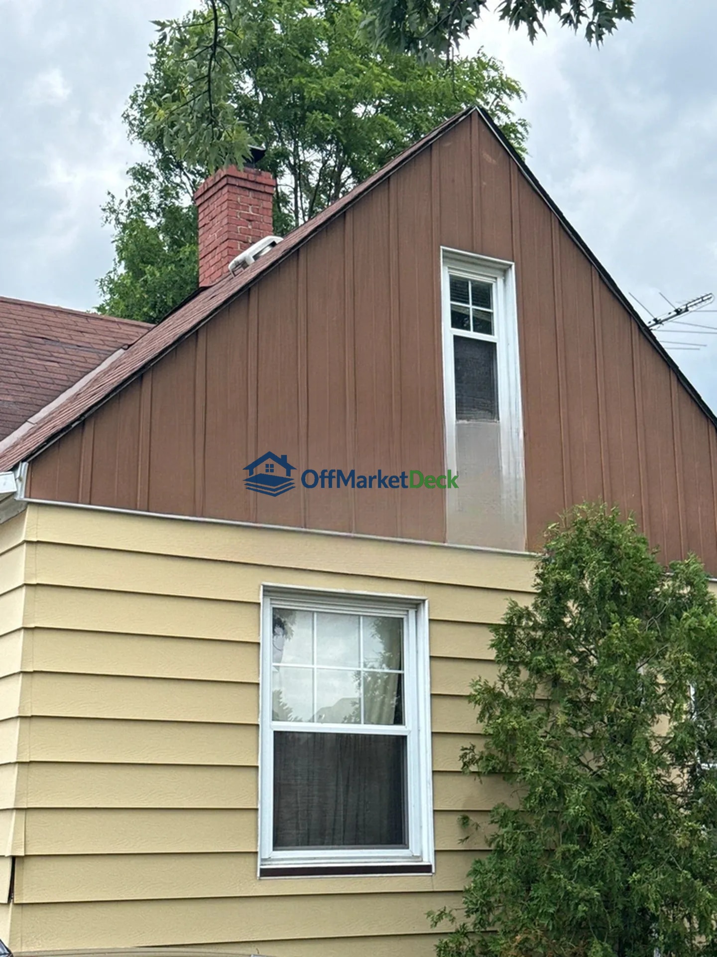 Off-market house in Cleveland, Ohio — 3 beds, 2 baths, $99,000 — photo 4 of 8