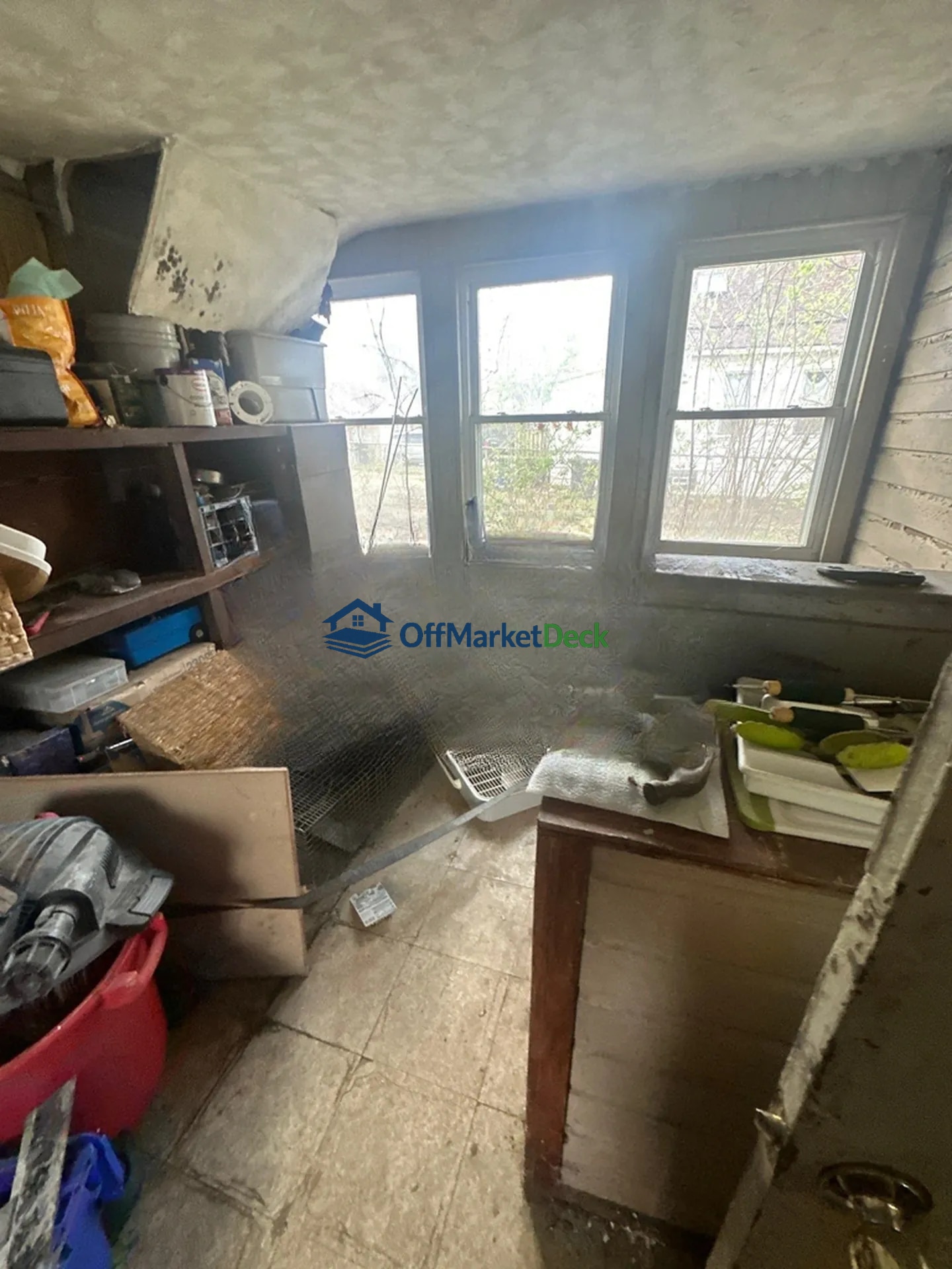 Off-market multi family in Cleveland, Ohio — 2 beds, 1 bath, $59,000 — photo 2 of 8