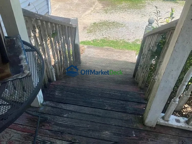 Off-market house in Lyles, Tennessee — 3 beds, 1 bath, $160,000 — photo 6 of 8