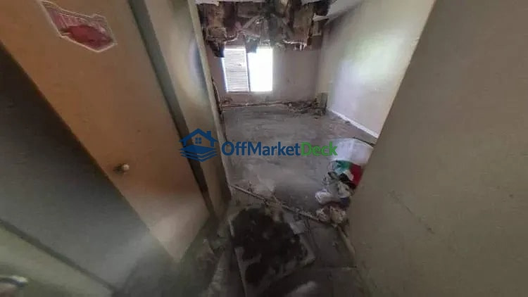 Off-market house in Blytheville, Arkansas — 3 beds, 1 bath, $14,000 — photo 6 of 8