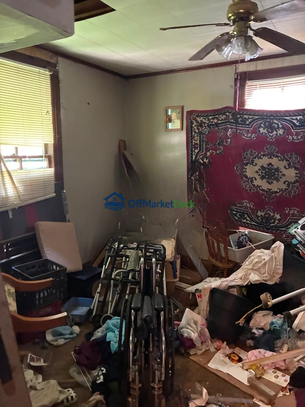 Off-market house in De Soto, Missouri — 2 beds, 1 bath, $29,900 — photo 7 of 8