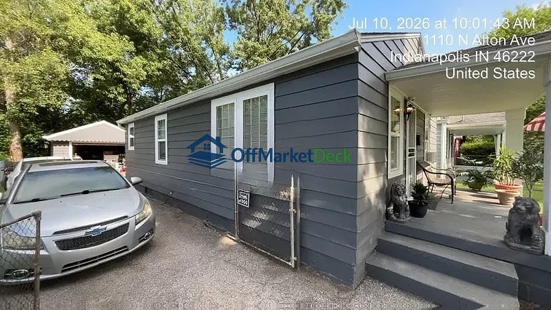 Off-market house in Indianapolis, Indiana — 2 beds, 1 bath, $77,990 — photo 2 of 8