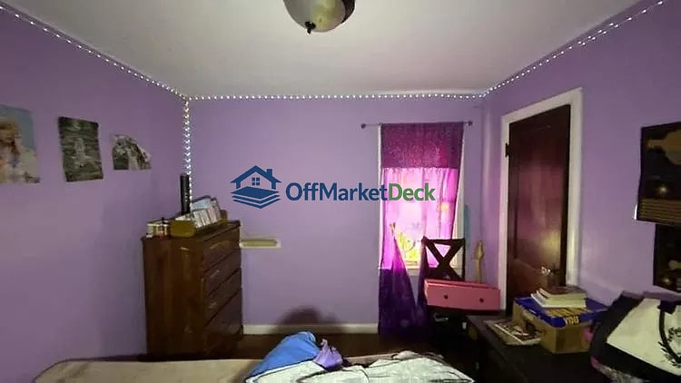 Off-market house in Indianapolis, Indiana — 3 beds, 1 bath, $169,990 — photo 7 of 8