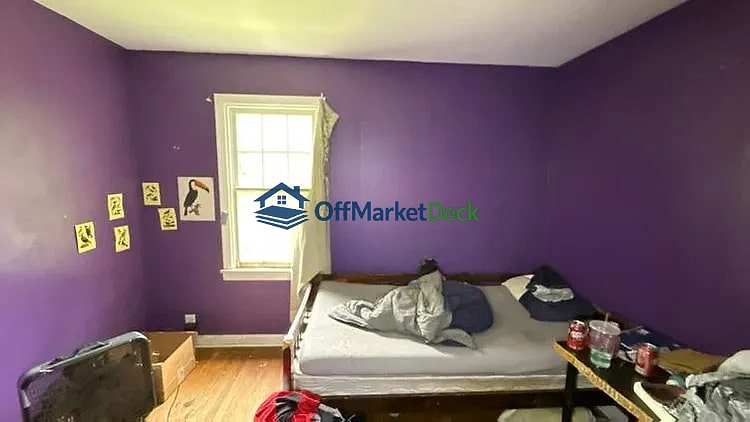 Off-market house in Indianapolis, Indiana — 3 beds, 1 bath, $169,990 — photo 8 of 8