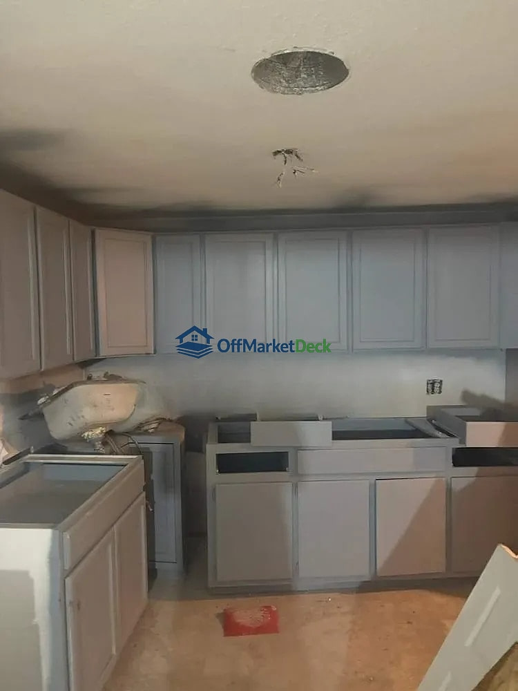Off-market house in Blytheville, Arkansas — 3 beds, 1 bath, $50,000 — photo 5 of 8