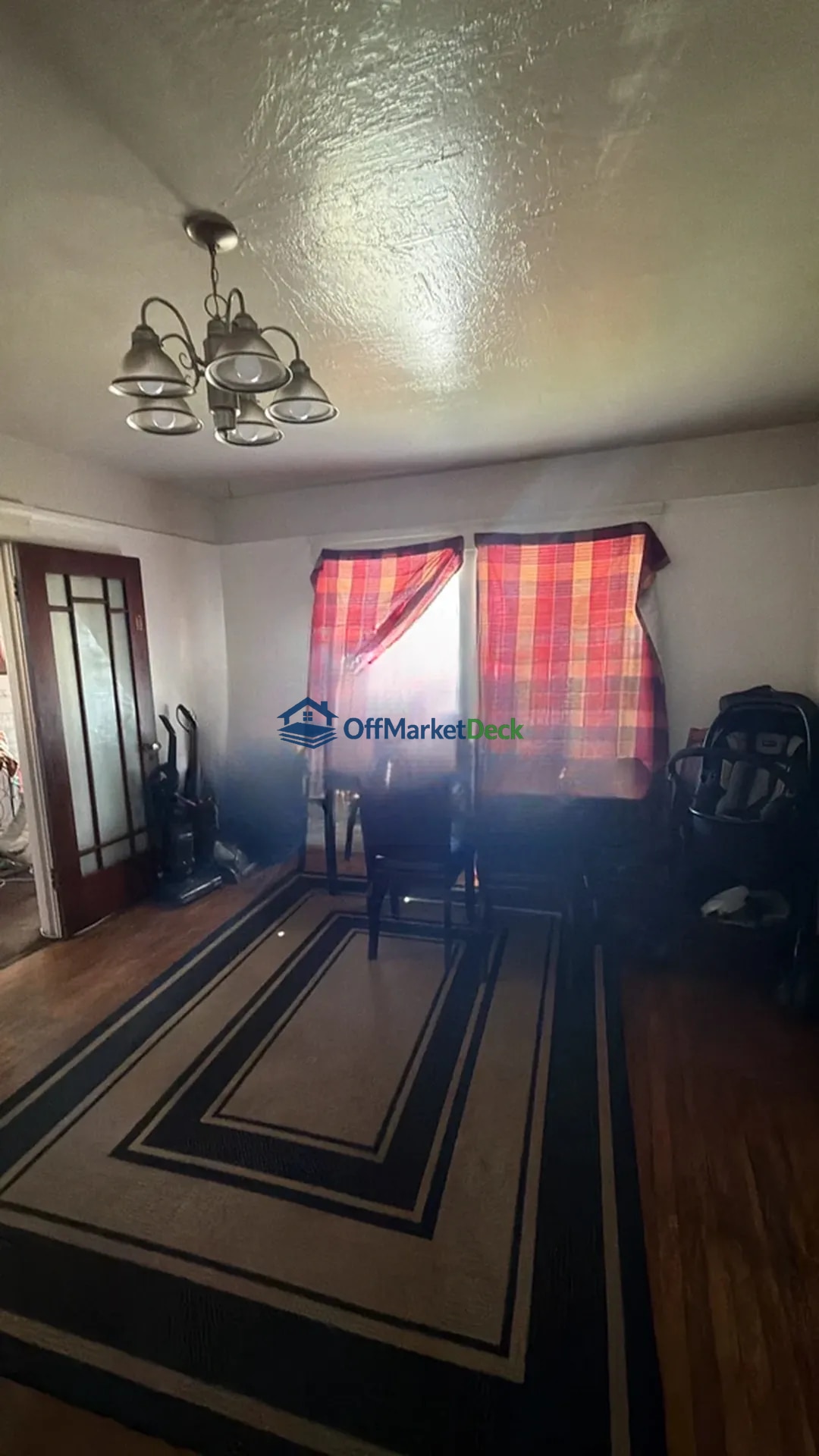 Off-market house in Richmond, California — 3 beds, 1 bath, $268,500 — photo 5 of 8
