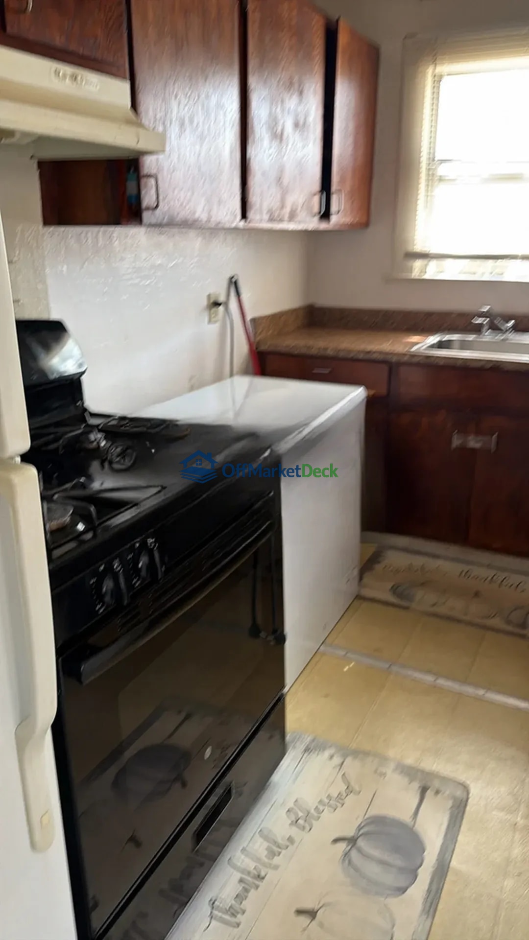 Off-market house in Richmond, California — 3 beds, 1 bath, $268,500 — photo 7 of 8