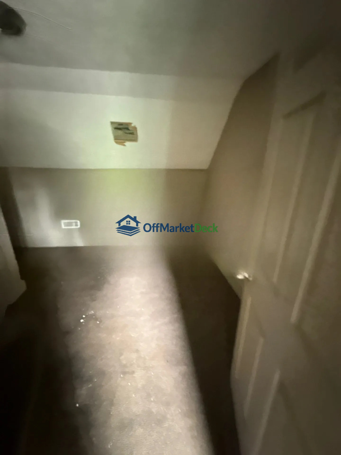 Off-market house in Cleveland, Ohio — 3 beds, 1 bath, $74,000 — photo 3 of 8