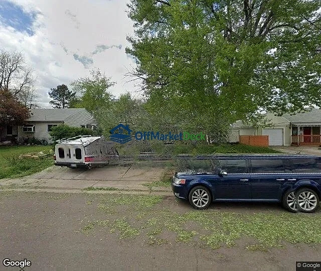 Off-market house in Denver, Colorado — 2 beds, 1 bath, $312,000 — photo 2 of 3