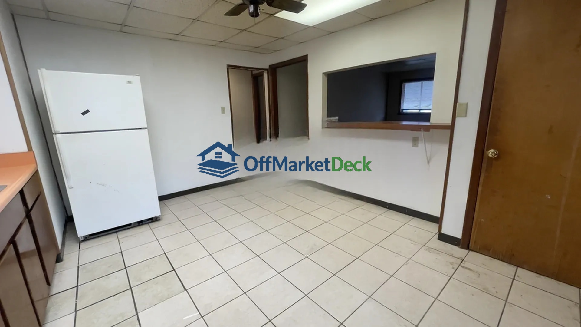 Off-market multi family in Trafford, Pennsylvania — 4 beds, 2 baths, $140,000 — photo 3 of 8