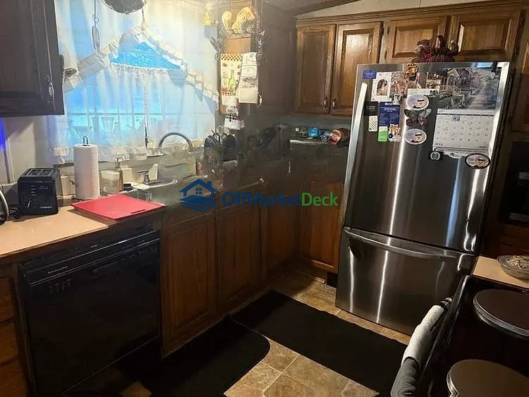 Off-market house in Cloverdale, Indiana — 3 beds, 2 baths, $78,000 — photo 8 of 8