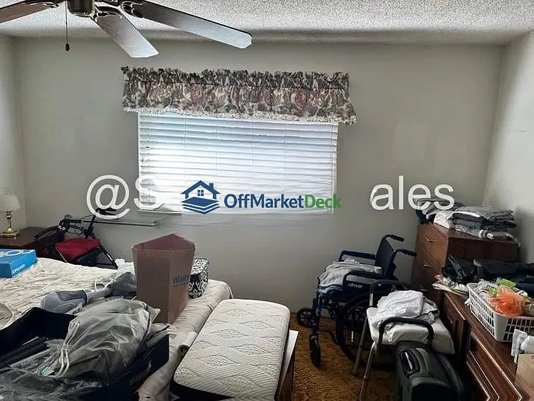 Off-market house in Rancho Cordova, California — 4 beds, 2 baths, $340,000 — photo 7 of 8