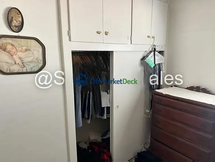 Off-market house in Rancho Cordova, California — 4 beds, 2 baths, $340,000 — photo 6 of 8