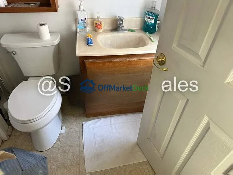 Off-market house in Rancho Cordova, California — 4 beds, 2 baths, $340,000 — photo 8 of 8